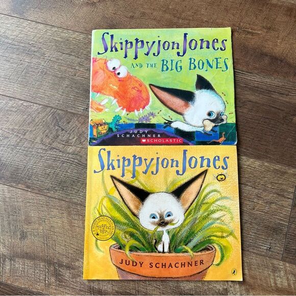 😊 3/$30
Slippyjon Jones books - Picture 8 of 9